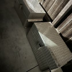 Aluminum storage bins