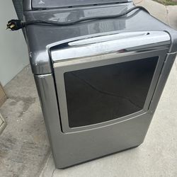 Whirlpool Cabrio Platinum Dryer / Read Below
