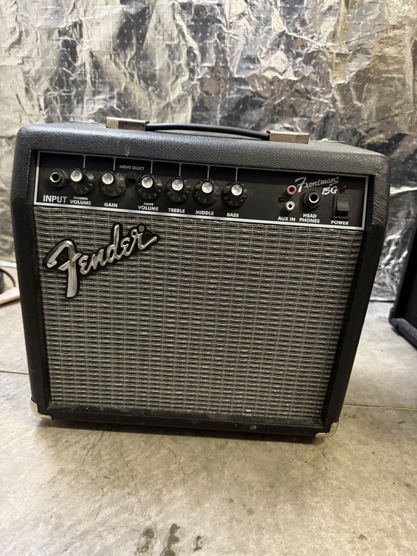 Fender Frontman 15G Guitar Amplifier – 15 Watts