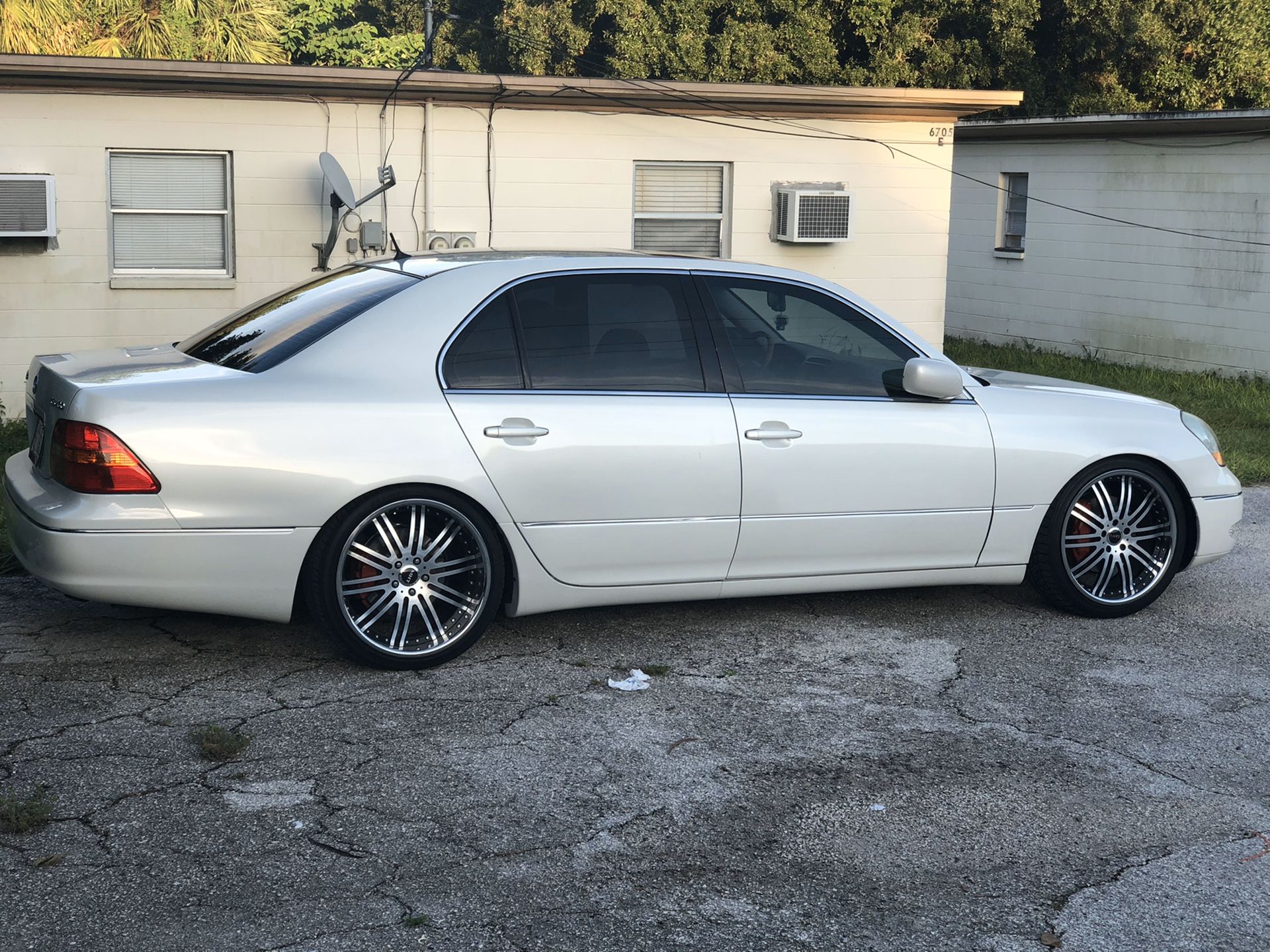 2001 Lexus LS 430