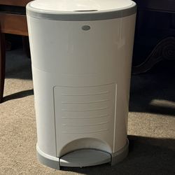 Diaper Dekor EKO Plus Diaper Pail, White | The Only Eco-Friendly Diaper Pail Made with 70% Recycled Materials | Hands-Free: Step–Drop–Done | Cost-Effe