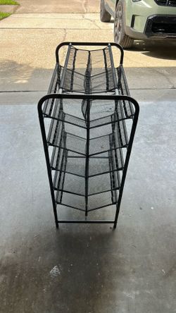 Double sided shoe rack