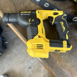 DeWalt 12V Hammer Drill