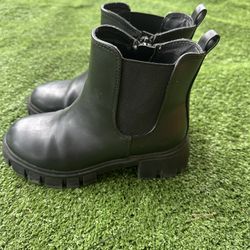 Girl Boots Size 13