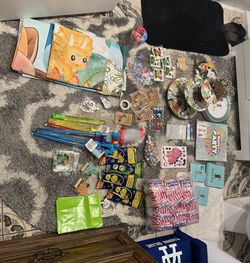 BABY DINO BIRTHDAY DECORATIONS: PLEASE READ DESCRIPTION