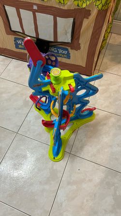 Fisher-Price Spinnyos Giant Yo-ller Coaster toy.