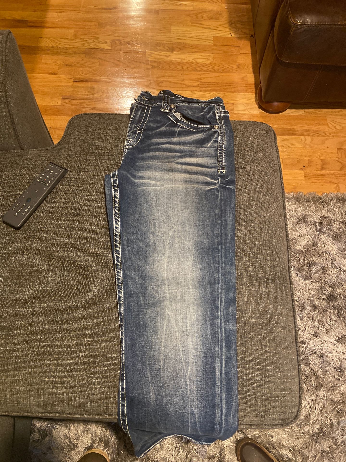 Buckle black straight leg size 33R $50