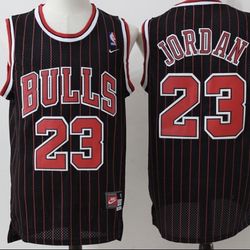 🔥XXL And Small Michael Jordan Chicago Bulls Jersey And Shorts Available 🏀New NBA Jerseys Are In!! Tons Of Options!