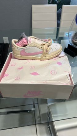 Travis Scott Shy Pink 9.5 men’s