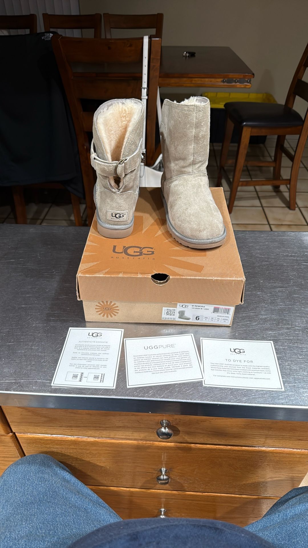 UGG Boots Like New $55