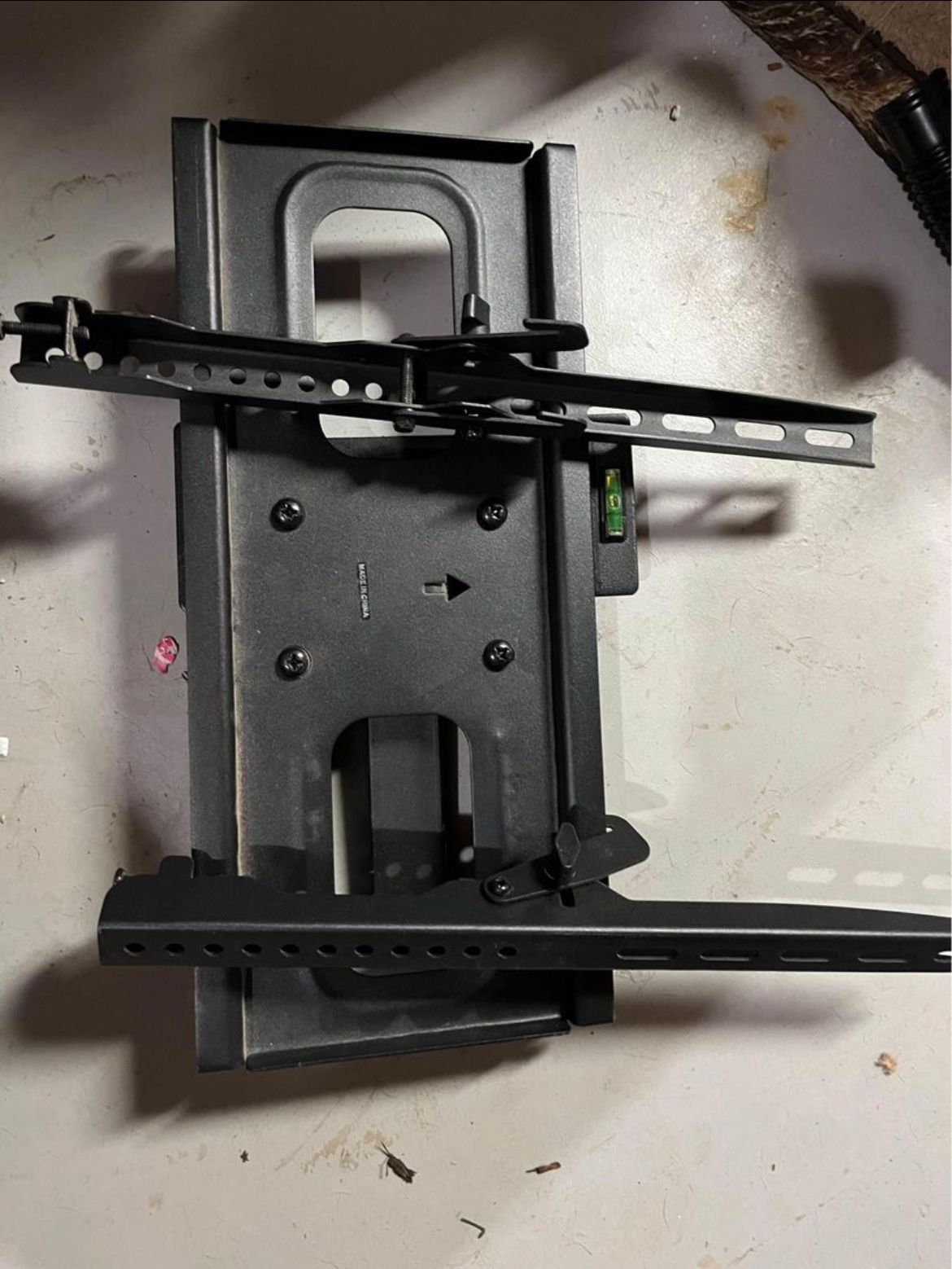 TV mount - tilt