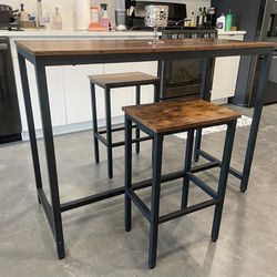 Dining Table With 2 Bar Stools