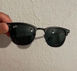 Ray ban
