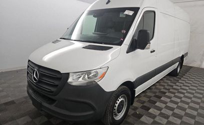 2024 Mercedes-Benz Sprinter Cargo Van