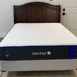 🛏️ QUEEN nectar Memory Foam Mattress - Like New 