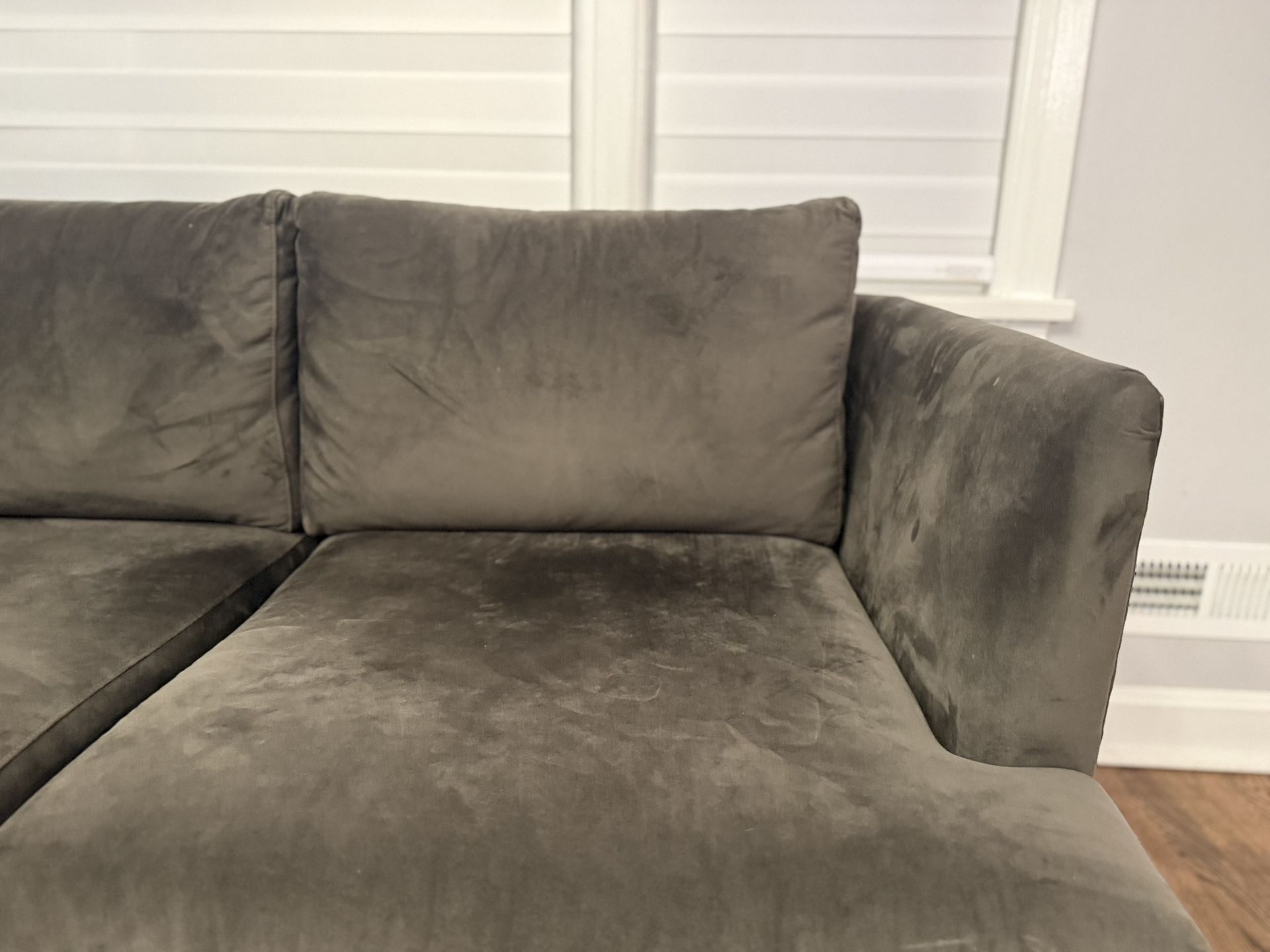 Modern 3-Seater Sofa – Charcoal Gray Velvet with Gold Legs
