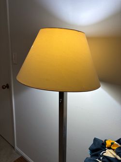 Floor lamp