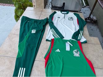 MEXICO 🇲🇽 LARGE TRAINING SUIT