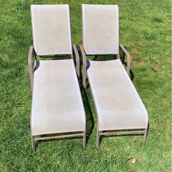 Adjustable Lounge Chairs 