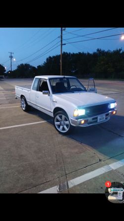 1983 DATSUN nissan king cab FOR TRADE OLD CLASSIC SIVERADO Trucks 1(contact info removed)