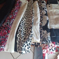 Brand.
White black skirts