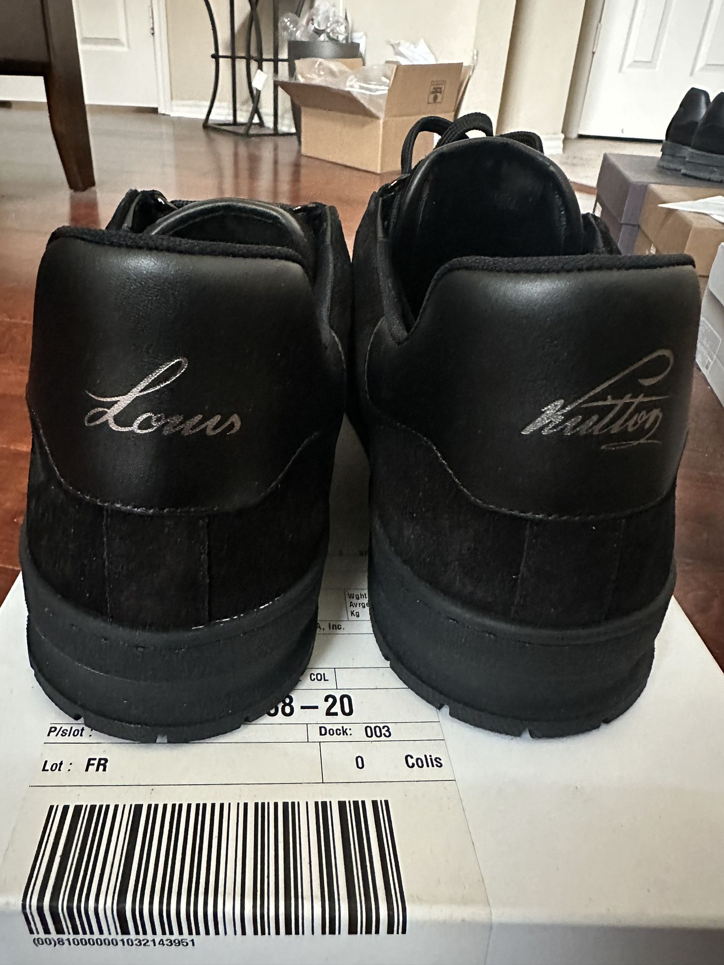 Authentic Black Louis Vuitton VNR Knit Sneakers for Sale in Houston, TX -  OfferUp