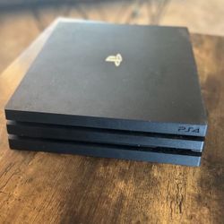 PlayStation 4 Pro (1 TB)