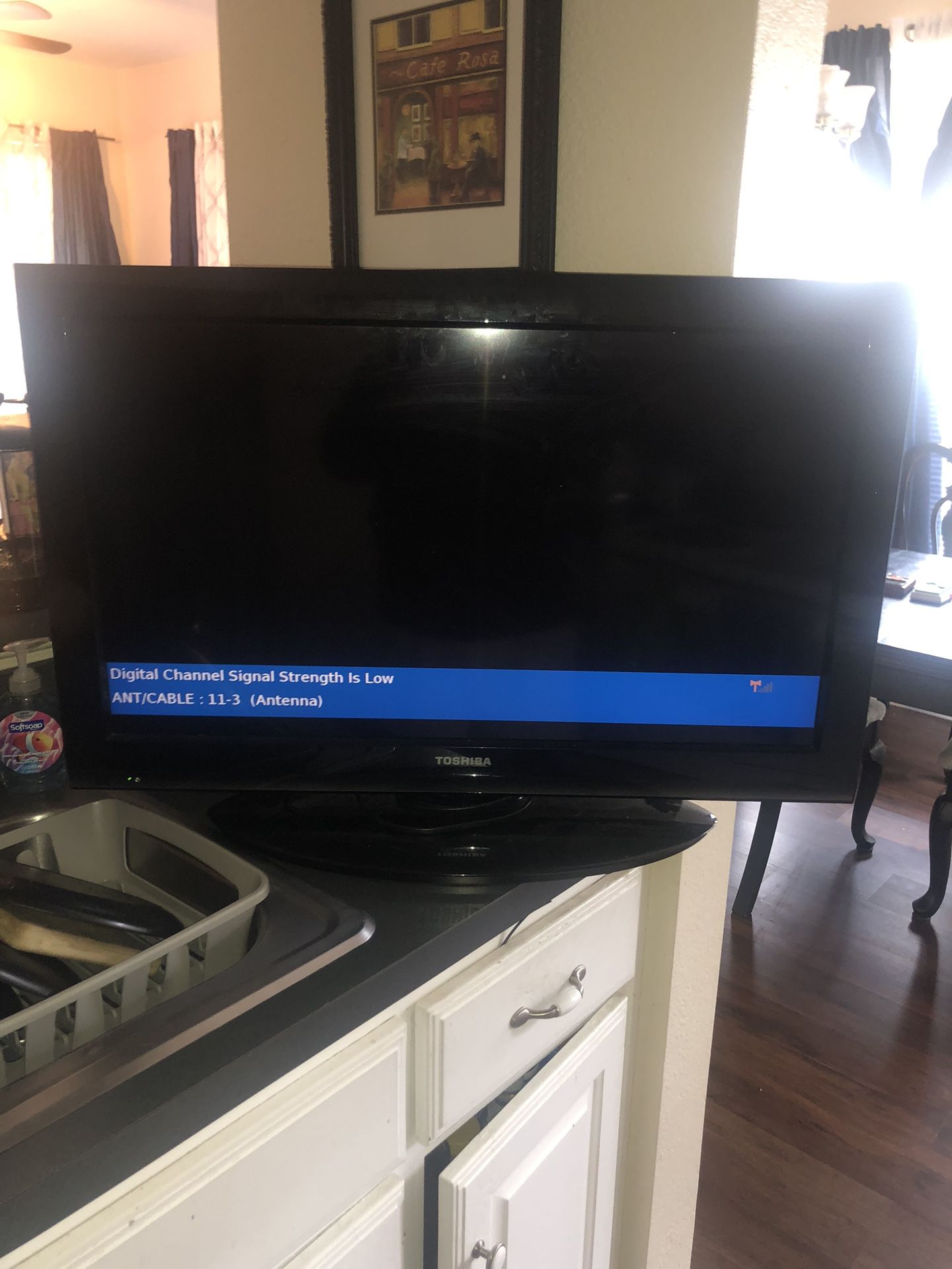 Toshiba 32 “ Tv