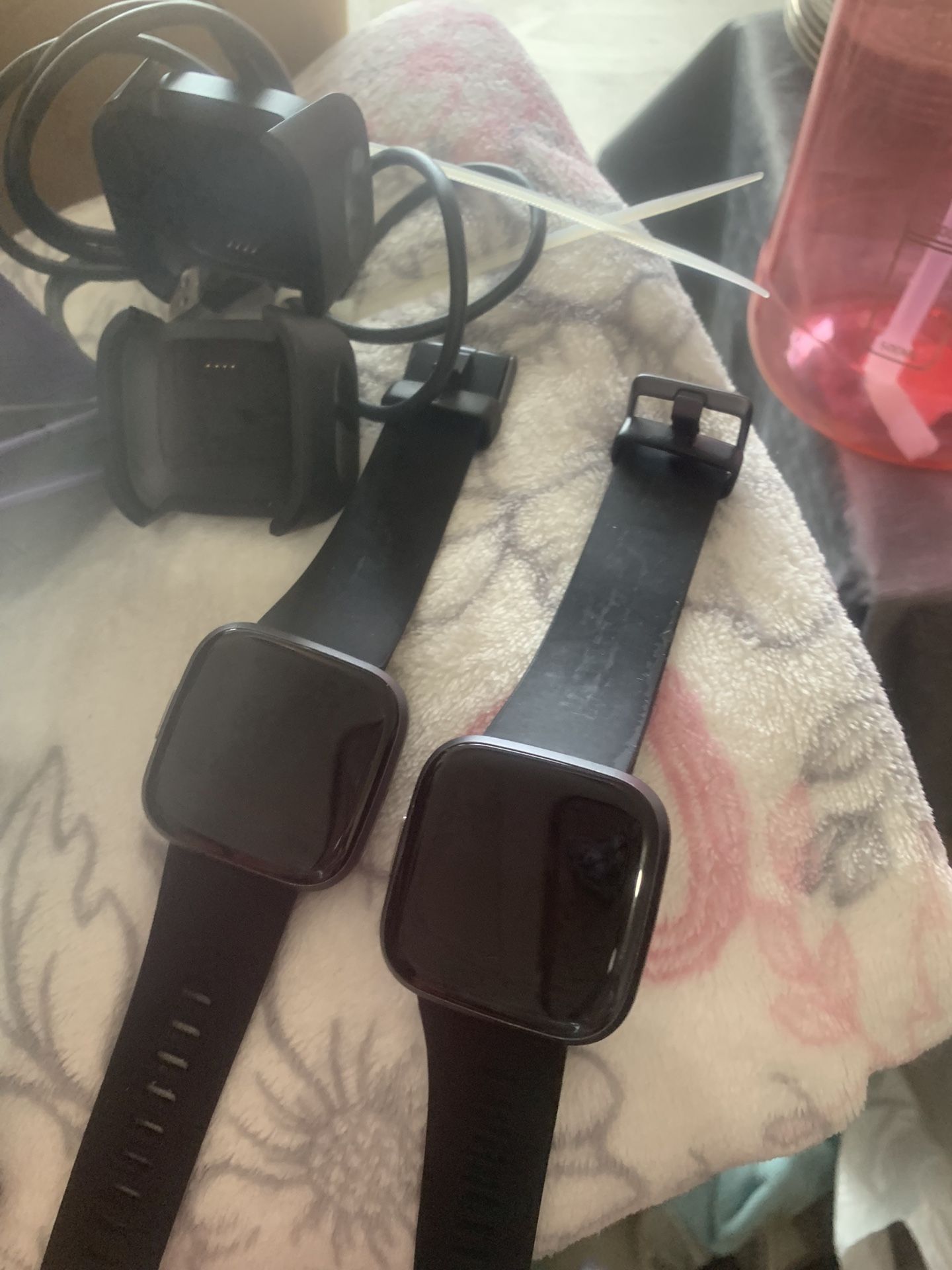 Fitbit - Versa 4