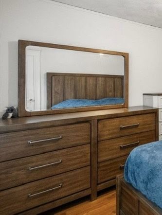 Cabalynn King Panel Bed with Storage with Mirrored Dresser