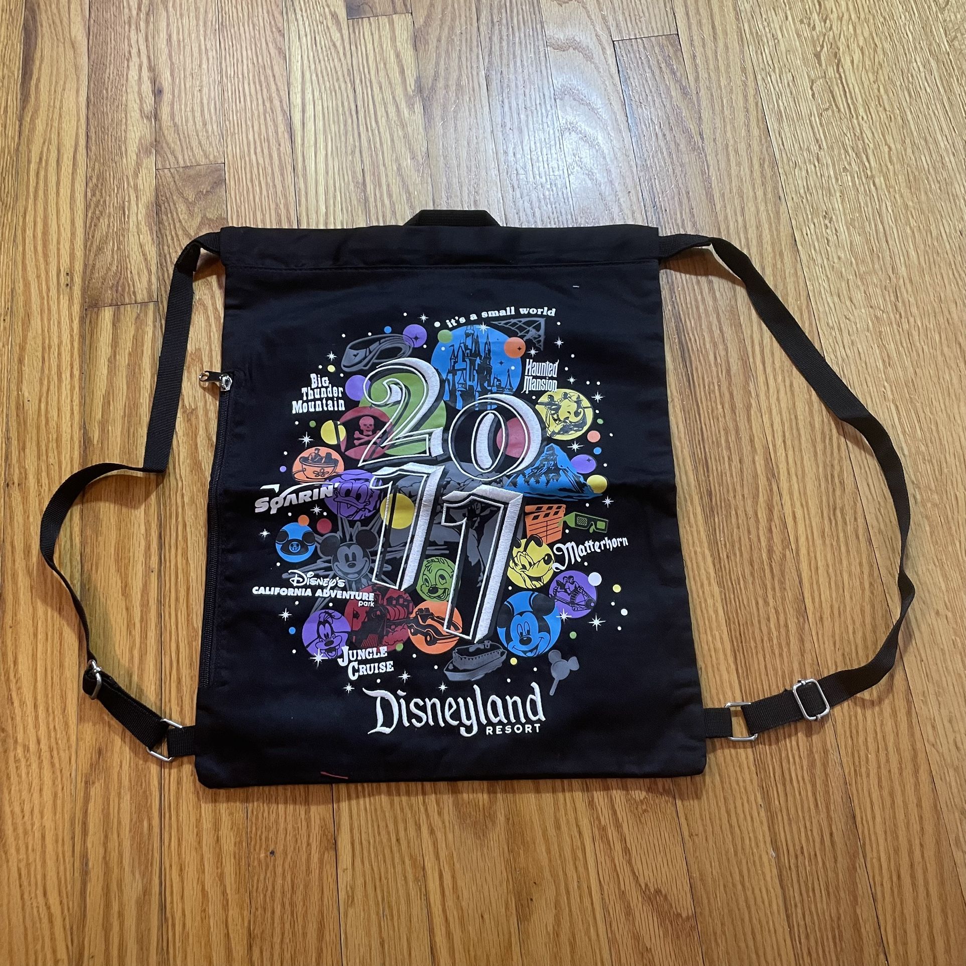 Disneyland Parks Drawstring Backpack Bag DISNEY LAND CALIFORNIA - 2011 - BLACK