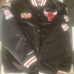 New michell And Ness NBA Chicago Bulls Bomber Jacket Size Men Xl  Never Worn 