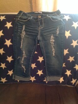 No Boundries size 7 capris