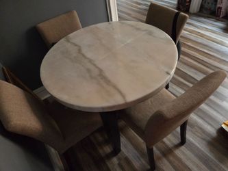 Round Marble Table