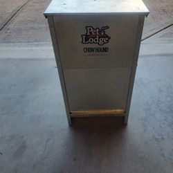 Automatic Dog Feeder