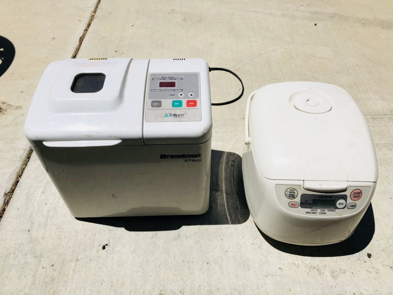 Rice maker, and bread maker