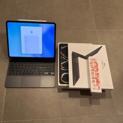 M4 iPad Pro 13” 256GB + Magic Keyboard + Pencil Pro