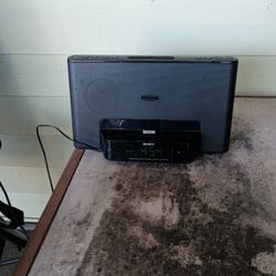 Sony Dream Machine Docking Station for I-Pod