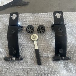 2007-2012 W463 G-WAGON MERCEDES BENZ FRONT BUMPER GUARD  BRACKETS IN USED CONDITION