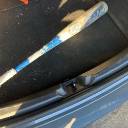 Louisville Slugger Armor Bat 