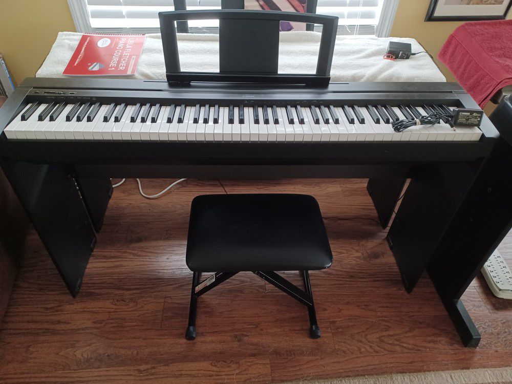 Yamaha P 45 Piano Bundle 