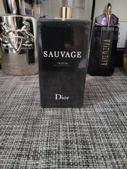 Sauvage Parfum Cologne 