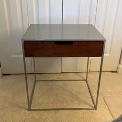 Night Stand/End Tables