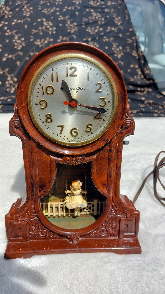 Vintage Swinging Girl Clock 1950's Timepiece