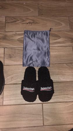 Balenciaga Furry Slide Sandals size 7