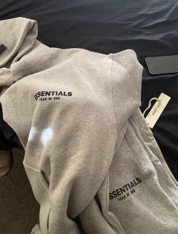 dark oat essential outfit
