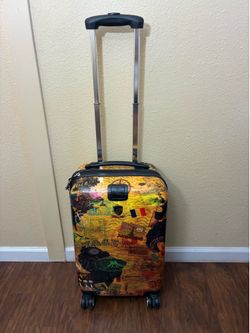 Heys Hard Shell Luggage Roller