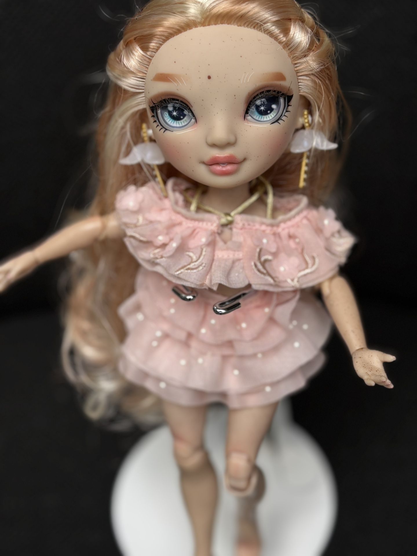 Rainbow High Doll Marigold Pink Dress Freckles Long Blonde