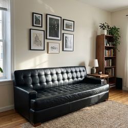 Black Vintage Tufted Leather Sofa – Free Curbside Delivery