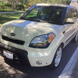 2010 Kia Soul+ Clean Title One Owner Smogged 